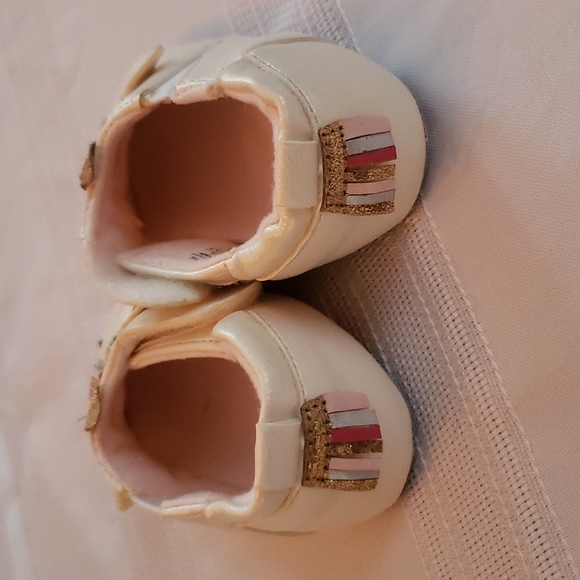 Baby girl unicorn shoes/booties - Picture 4 of 5